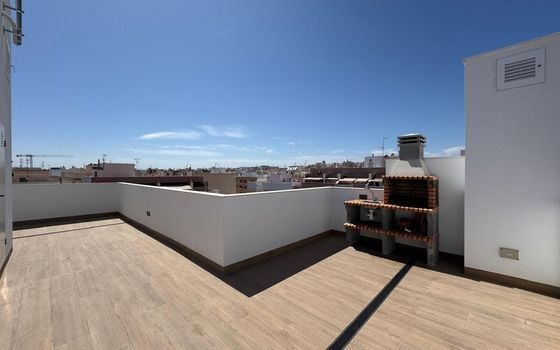 2 bedroom Penthouse in Torrevieja - AG97074 - Photo - Small - 46
