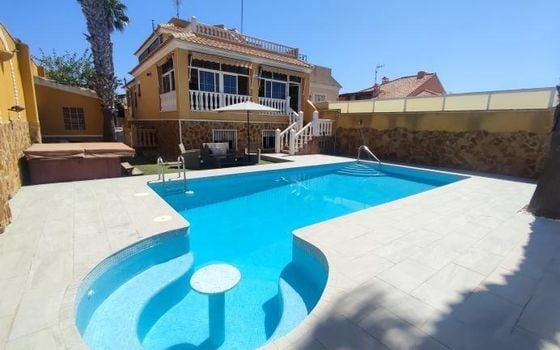 6 bedroom Villa in Torrevieja - SHL63096 - Photo - 2