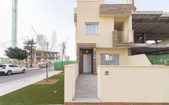 2 bedroom Townhouse in La Manga - GRI73952 - Photo - 1