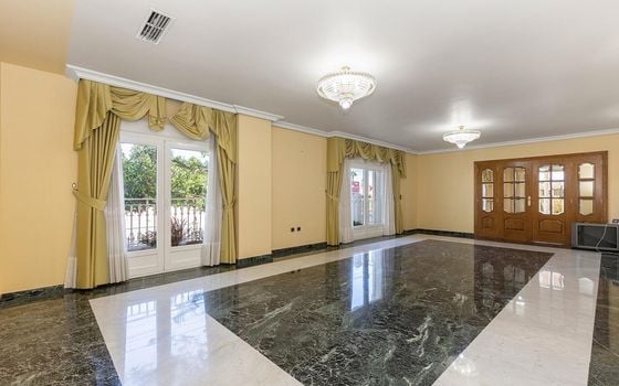 5 bedroom Villa in Torrevieja - GVS64867 - Photo - Small - 8
