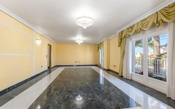 5 bedroom Villa in Torrevieja - GVS64867 - Photo - Small - 10