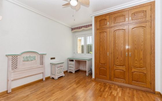 5 bedroom Villa in Torrevieja - GVS64867 - Photo - Small - 28