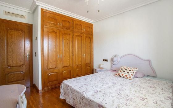 5 bedroom Villa in Torrevieja - GVS64867 - Photo - Small - 19