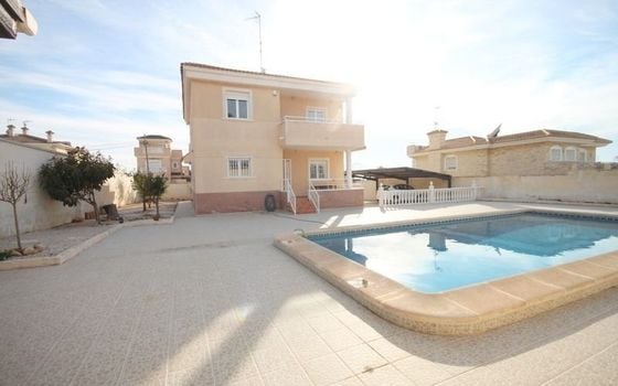 5 bedroom Villa in Torrevieja - FU90999 - Photo - 2