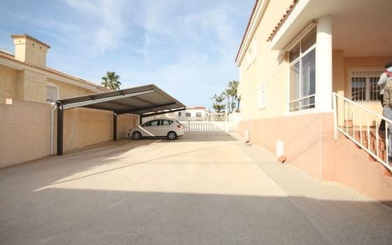 5 bedroom Villa in Torrevieja - FU90999 - Photo - Small - 24