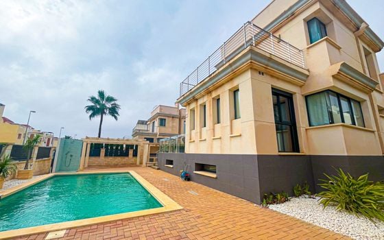 5 Schlafzimmer Villa in La Zenia - B68376 - Foto - Small - 39