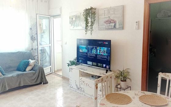 2 Schlafzimmer Appartement in Torrevieja - SV68597 - Foto - 1