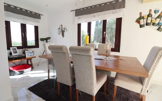 5 bedroom Villa in Algorfa - VRE69039 - Photo - Small - 8