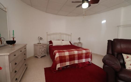 5 bedroom Villa in Algorfa - VRE69039 - Photo - Small - 19