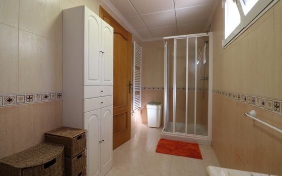 5 bedroom Villa in Algorfa - VRE69039 - Photo - Small - 31