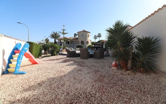 5 bedroom Villa in Algorfa - VRE69039 - Photo - Small - 45
