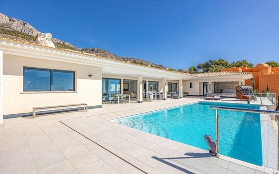 5 bedroom Villa in Altea la Vella - CGN69319 - Photo - Small - 32