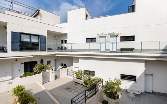 3 bedroom Apartment in Torrevieja - AG151118 - Photo - 2