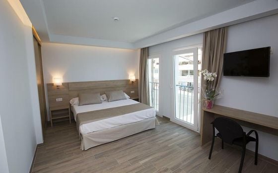 8 bedroom Villa in Altea - TWTG108353 - Photo - Small - 12