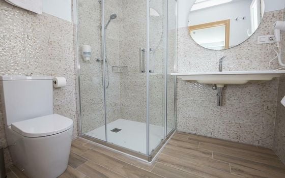 8 bedroom Villa in Altea - TWTG108353 - Photo - Small - 17