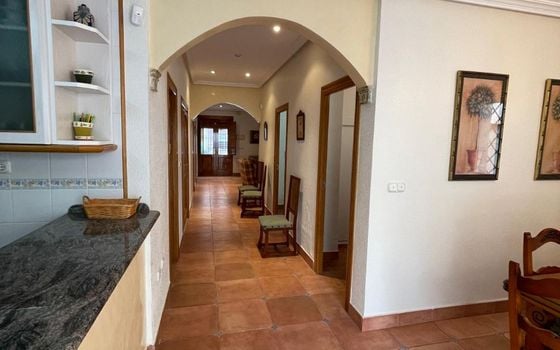 4 bedroom Villa in Torrevieja - LR73713 - Photo - Small - 9