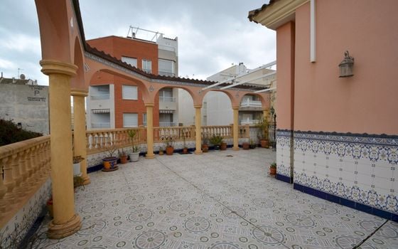 8 bedroom Villa in Guardamar del Segura - LCP74825 - Photo - Small - 18