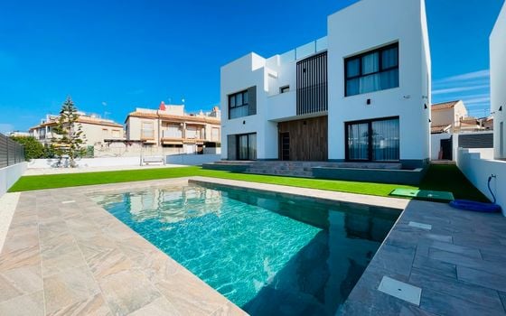 Villa de 5 chambres à Torrevieja - NSP77309 - Photo - 1