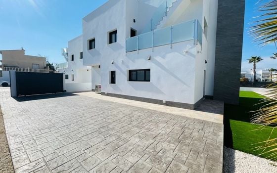 Villa de 5 chambres à Torrevieja - NSP77309 - Photo - Small - 30