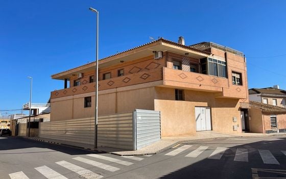 Villa de 4 habitaciones en La Unión - MRQ77467 - Foto - 1