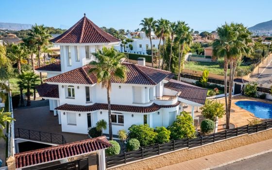 5 bedroom Villa in Alfaz del Pi - CGN81334 - Photo - Small - 32