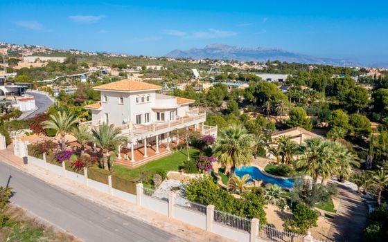 7 bedroom Villa in Benidorm - CGN81388 - Photo - Small - 36
