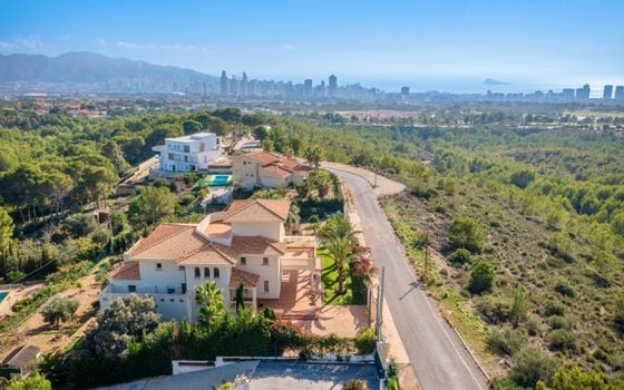 7 bedroom Villa in Benidorm - CGN81388 - Photo - Small - 39