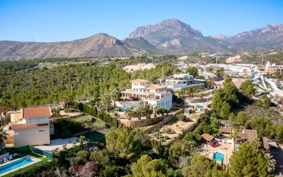 7 bedroom Villa in Benidorm - CGN81388 - Photo - Small - 40