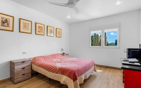 6 bedroom Villa in Los Montesinos - CSW82082 - Photo - Small - 19