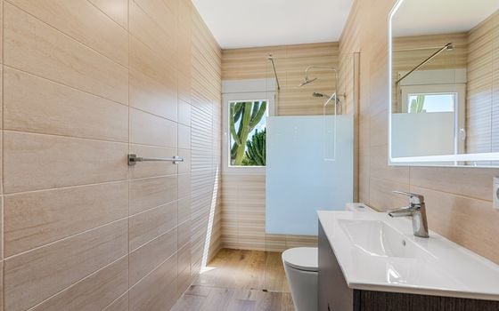 6 bedroom Villa in Los Montesinos - CSW82082 - Photo - Small - 23
