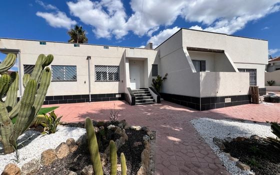 4 bedroom Villa in Rojales - LPG82250 - Photo - 1