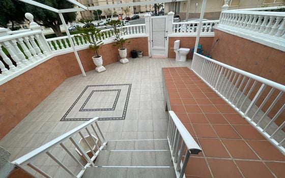 5 bedroom Townhouse in Guardamar del Segura - SLN83245 - Photo - Small - 9