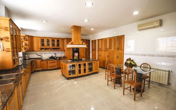 5 bedroom Villa in Benidorm - ABC83490 - Photo - Small - 8