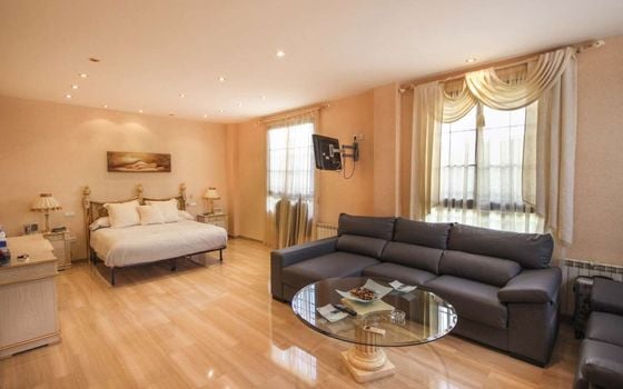 5 bedroom Villa in Benidorm - ABC83490 - Photo - Small - 10