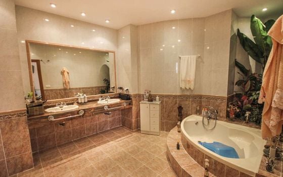5 bedroom Villa in Benidorm - ABC83490 - Photo - Small - 14