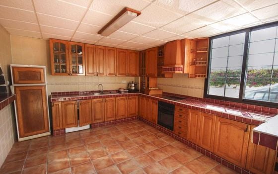 5 bedroom Villa in Benidorm - ABC83490 - Photo - Small - 9
