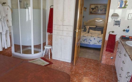 5 bedroom Villa in Alfaz del Pi - ABC83511 - Photo - Small - 9