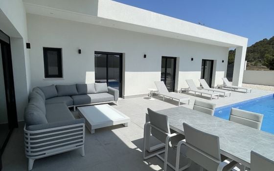 Villa de 3 habitaciones en Pinoso - CLR25026 - Foto - 3