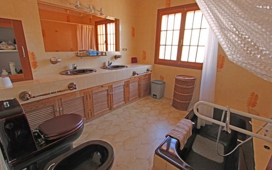6 bedroom Villa in Orba - PGP84478 - Photo - Small - 19
