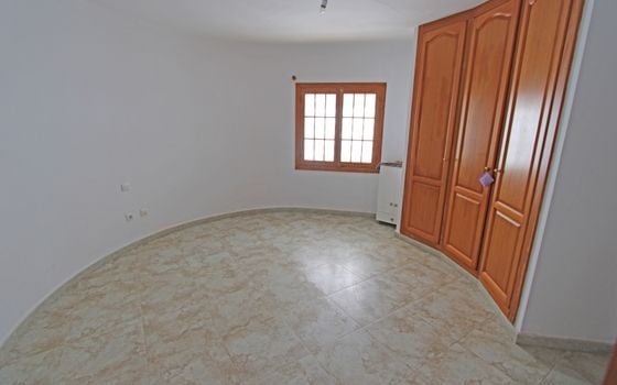 6 bedroom Villa in Orba - PGP84478 - Photo - Small - 12