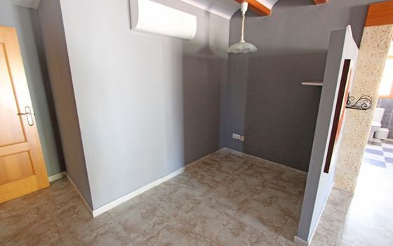 6 bedroom Villa in Orba - PGP84478 - Photo - Small - 24
