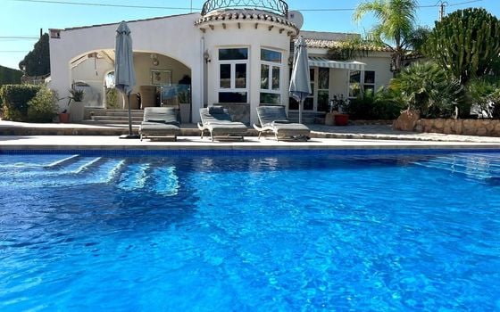 Villa de 6 chambres à Torrevieja - SHL90604 - Photo - 1