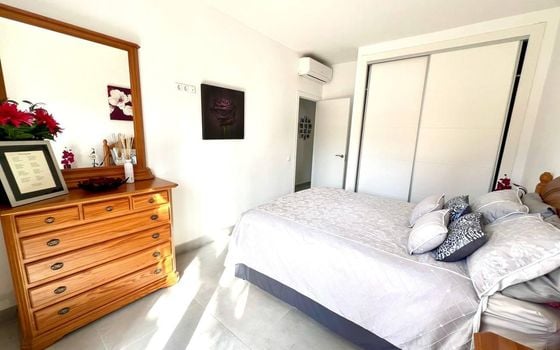 Villa de 6 chambres à Torrevieja - SHL90604 - Photo - Small - 16