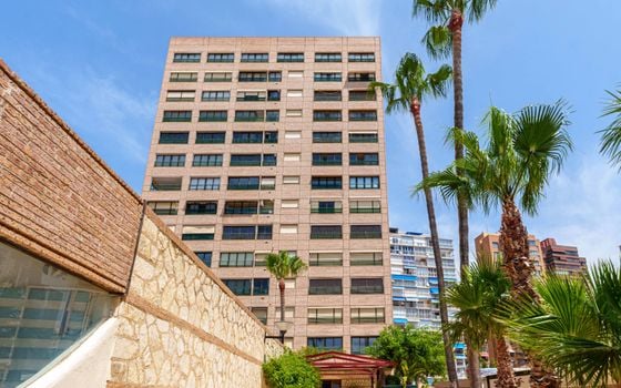 Penthouse de 2 chambres à Benidorm - CGN92434 - Photo - 1