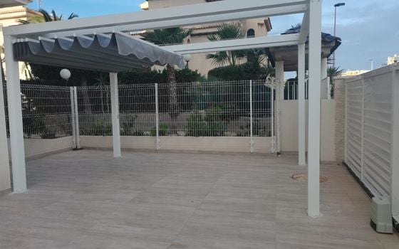 Appartement de 3 chambres à Torrevieja - AGI130084 - Photo - Small - 14