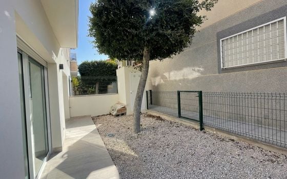 3 bedroom Apartment in Torrevieja - AGI130085 - Photo - Small - 18