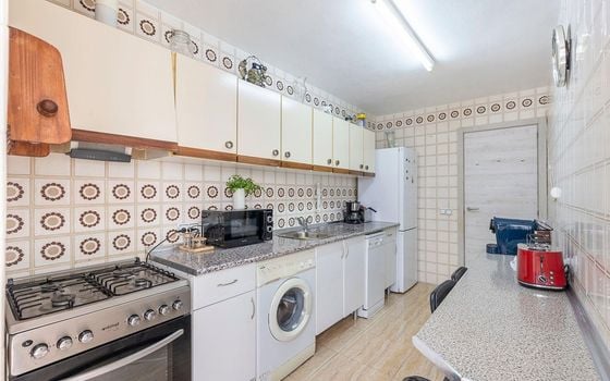 Apartamento de 3 habitaciones en Torrevieja - SHL93332 - Foto - Small - 9