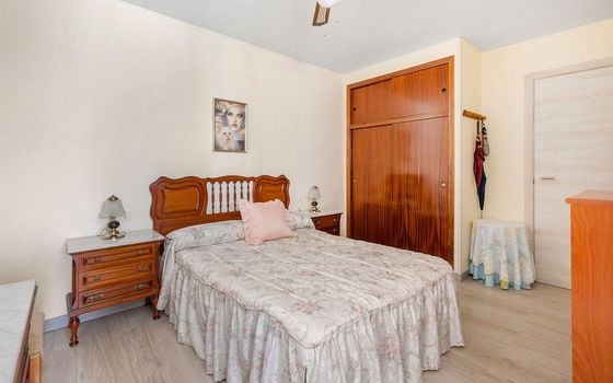 Apartamento de 3 habitaciones en Torrevieja - SHL93332 - Foto - Small - 12