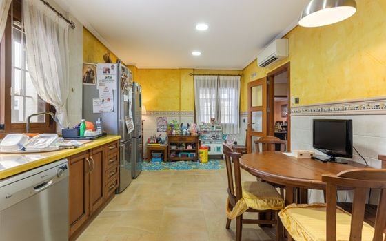 Villa de 4 chambres à Los Montesinos - BCH94351 - Photo - Small - 14