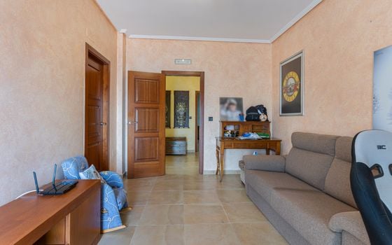 Villa de 4 chambres à Los Montesinos - BCH94351 - Photo - Small - 24